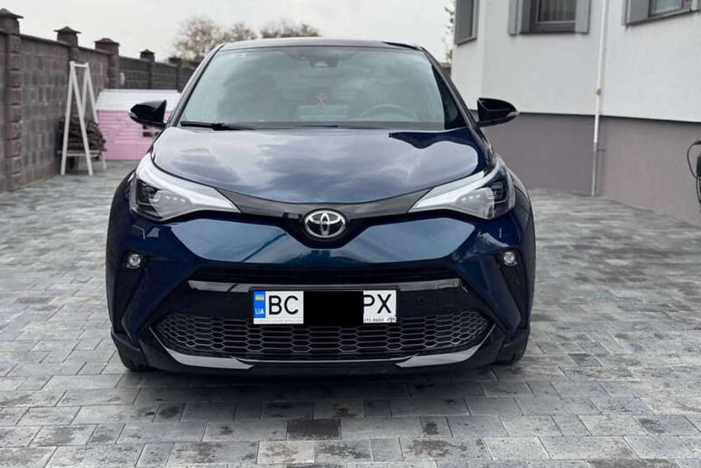 Toyota C-HR 2023 I покоління (FL)  •  2.0 Hybrid e-CVT (184 к.с.)  тойота сшр