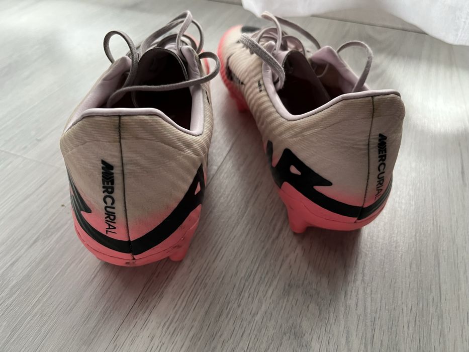 Korki buty piłkarskie nike mercurial rozmiar 40.5