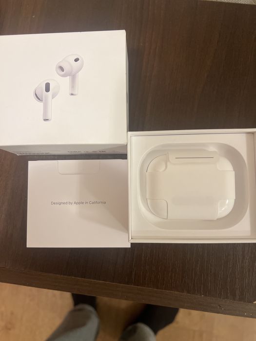 Продам наушни airpods 3 pro