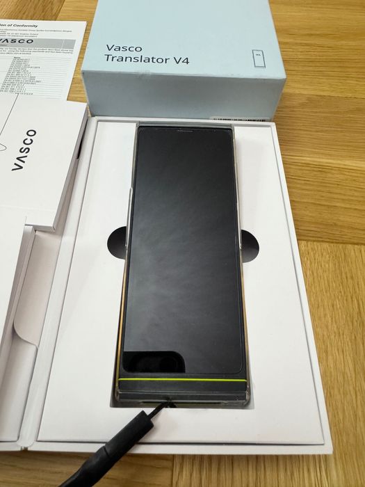 Elektroniczny tłumacz Vasco V4 z darmowym bez limitu internet,112język