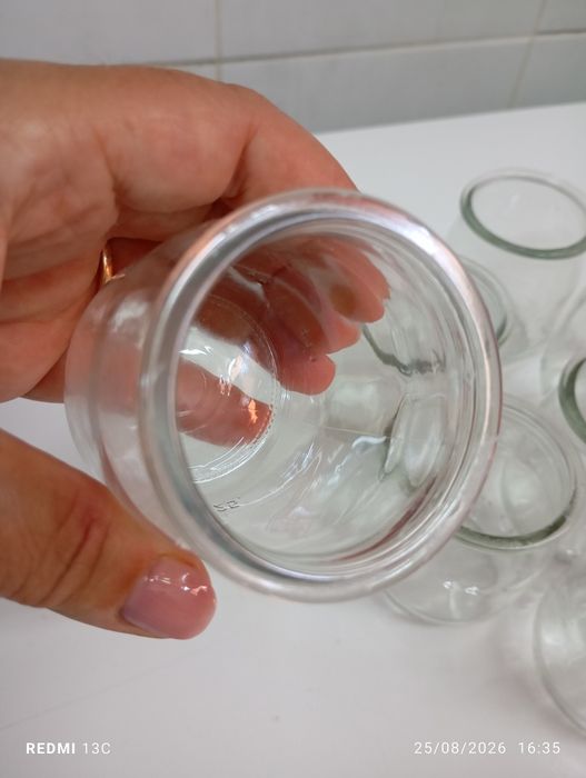 10 copinhos de iogurte em vidro