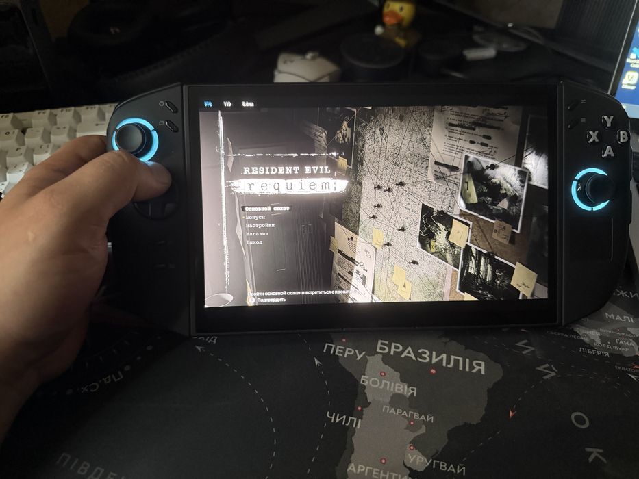 Ігрова консоль Lenovo Legion Go 2 32GB 1TB (83N00020RA)