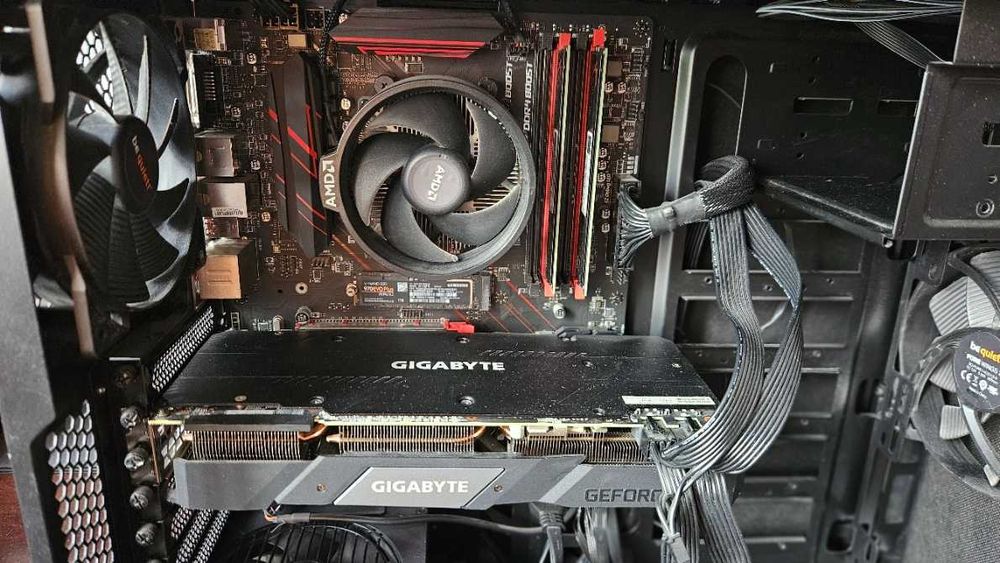Komputer gamingowy RTX 2070 Super / Ryzen 5 / 32GB RAM / 3 dyski (2TB) / Win 11 Pro