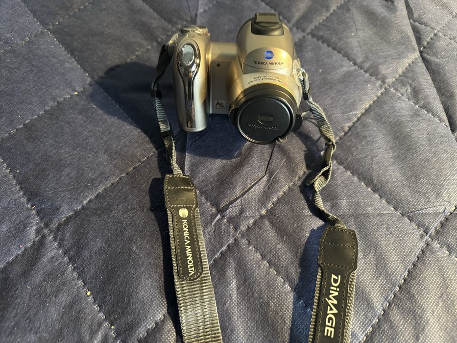 Aparat fotograficzny Konica Minolta Z-6