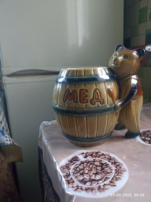 Продам фарфоровий мішка