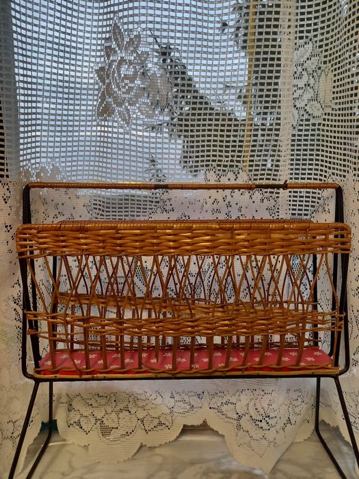 Gazetnik Prl vitage modernistyczny