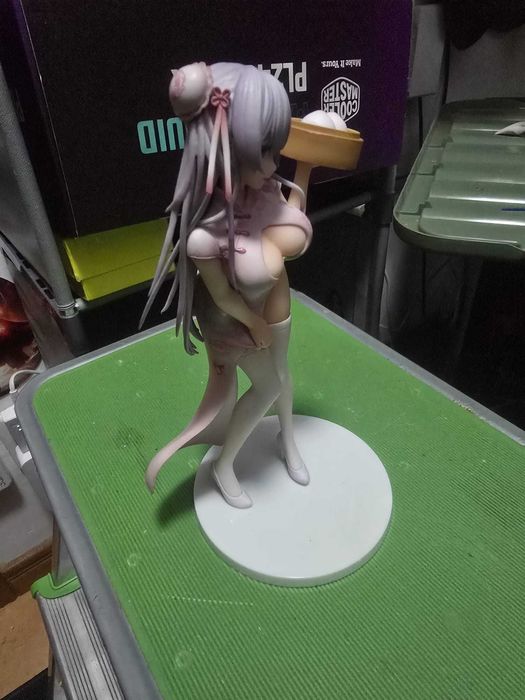 1/7 25CM Miko “Momoman-chan” No Box