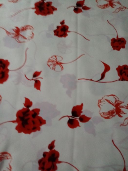 Tkaniny ubraniowo-sukienkowe