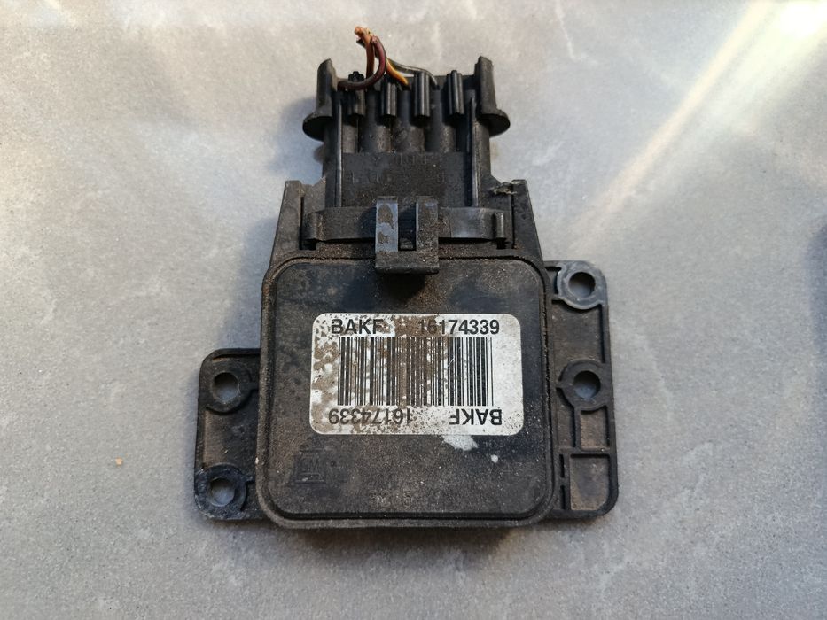 Moduł zapłonu zapłonowy 16174339 Opel Astra F I