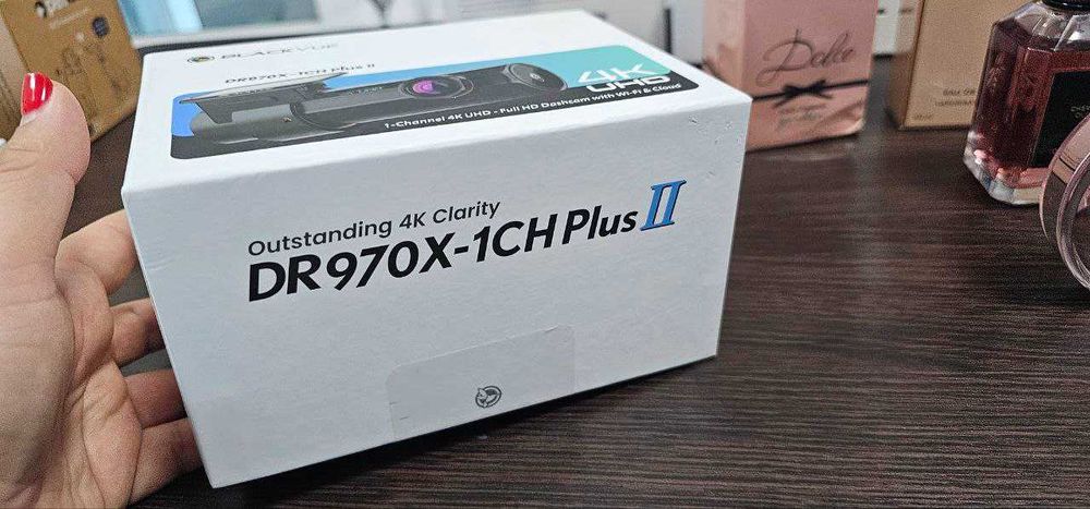 Продам видеорегистратор BlackVUE DR970X-1CH Plus II новый