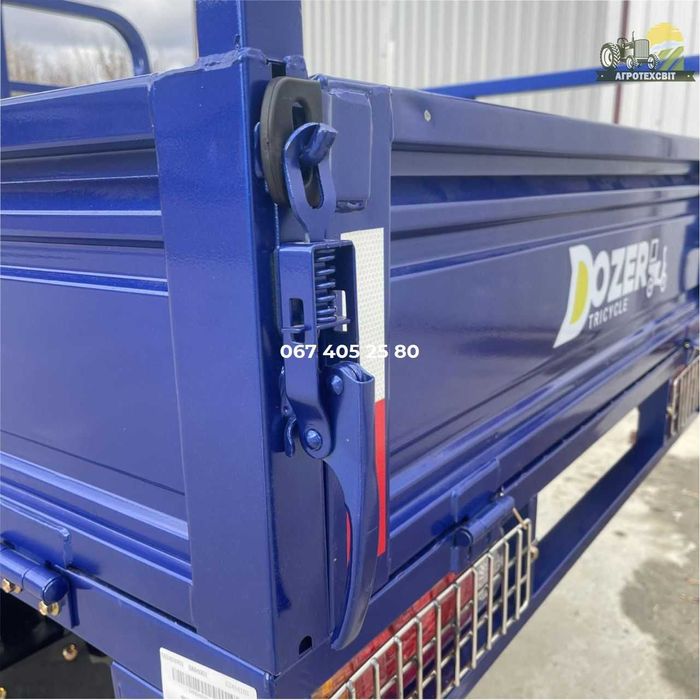 Вантажний трицикл DOZER Model 200 бензиновий Доставка по Україні б/к