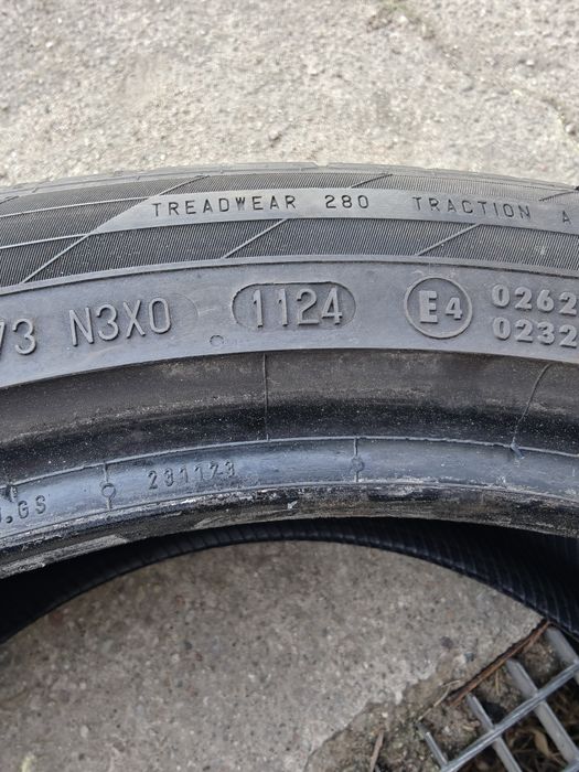 255/40R20 opona letnia Continental