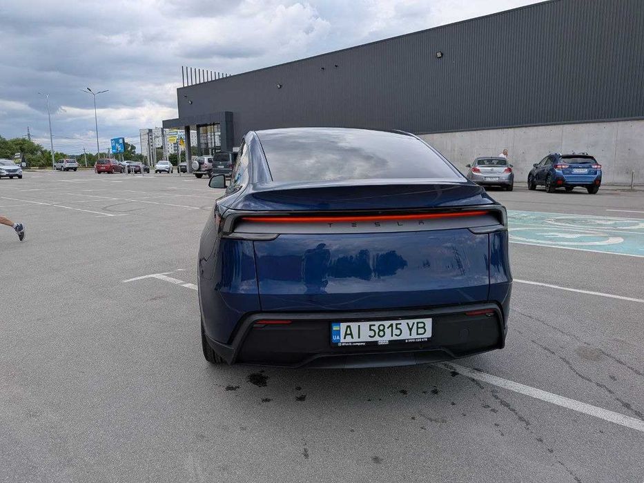 Tesla Y Juniper