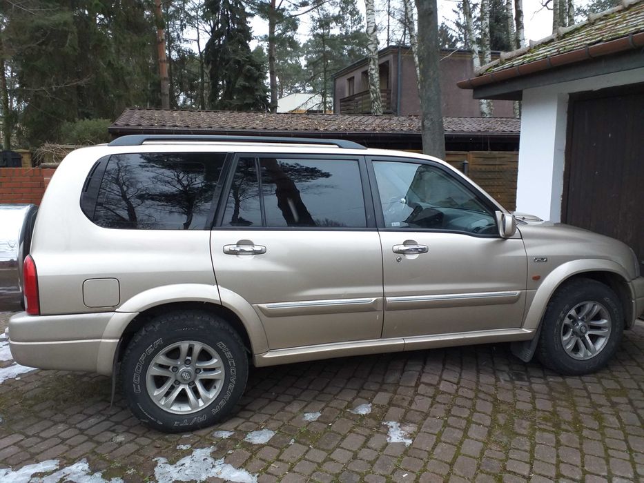 Suzuki Grand Vitara XL7