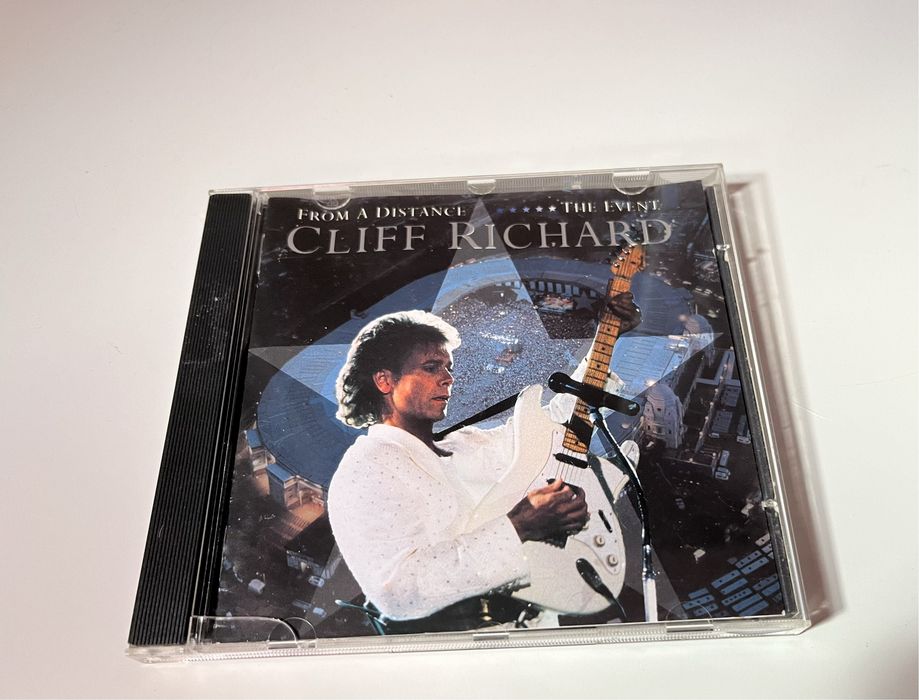 płyta CD Cliff Richard From a distance the event