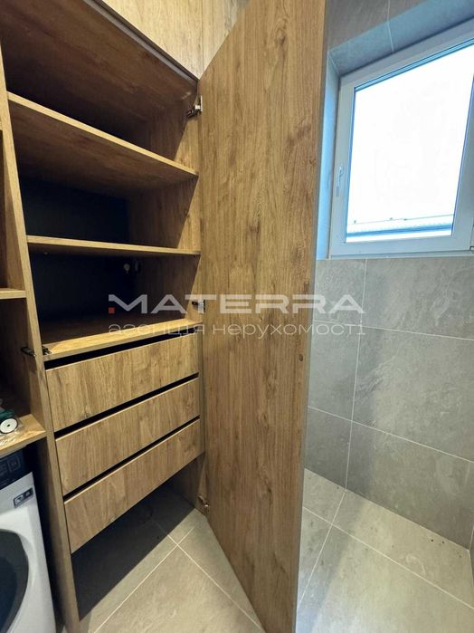 Продаж будинку 130 м2 з ремонтом та меблями Святопетрівське 6 соток