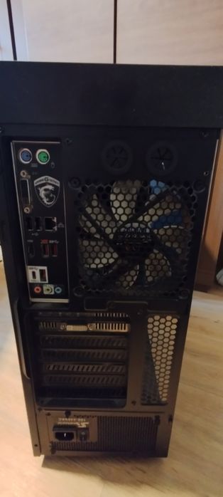 Komputer stacjonarny Intel I5 stacja robocza