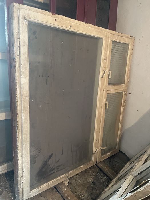 Продам б/у двері,вікна