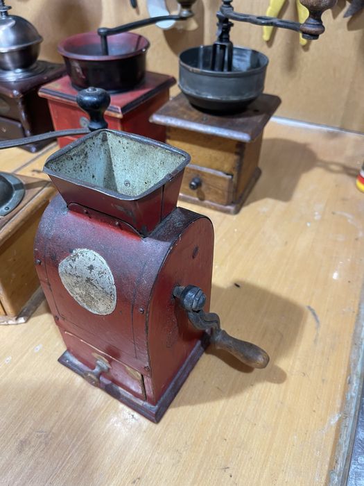 Кофемолки коллекционные