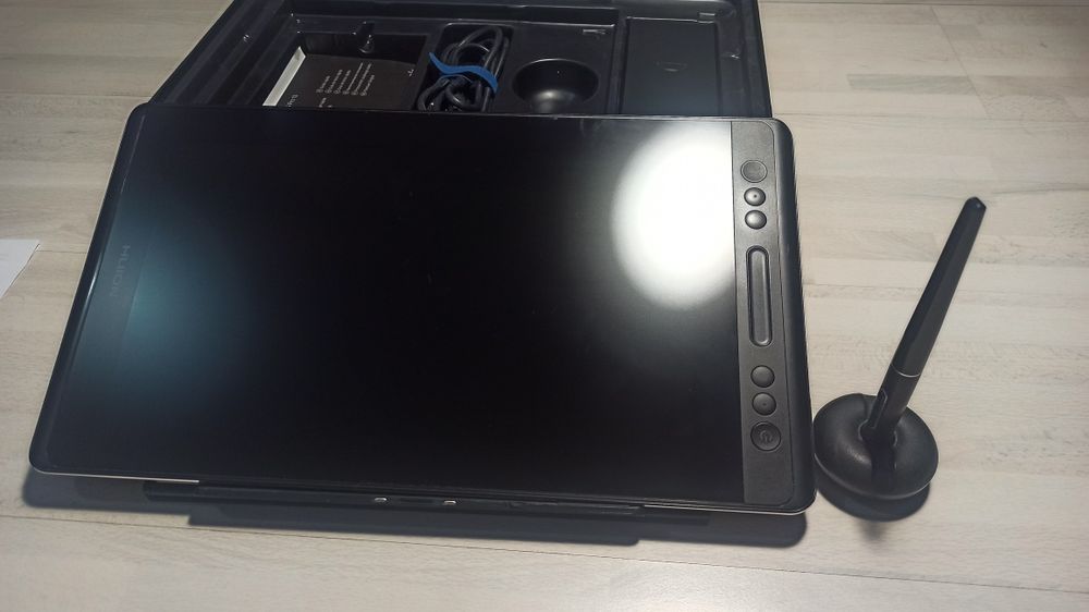Графічний планшет Huion Kamvas Pro 13