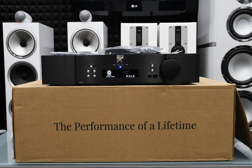 Zadbany wzmacniacz stereo Moon Ace All-in-One w perfekcyjnym stanie!