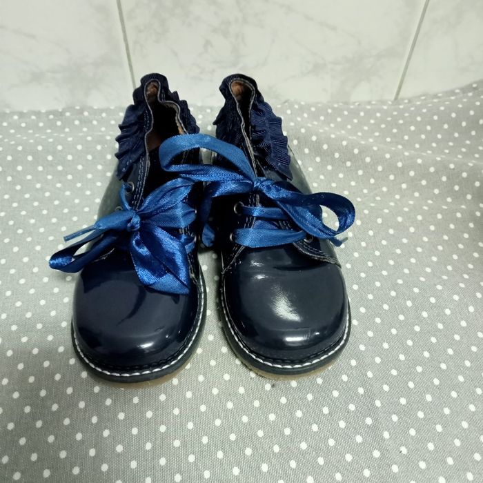 Botas menina tamanho 25