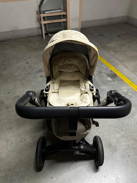 Carrinho concord neo com Ovo