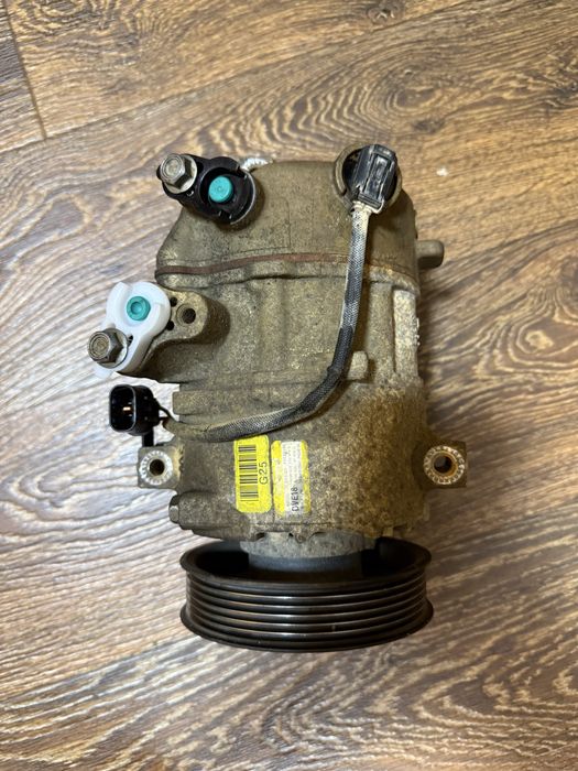 Компрессор кондиционера Kia Sorento UM