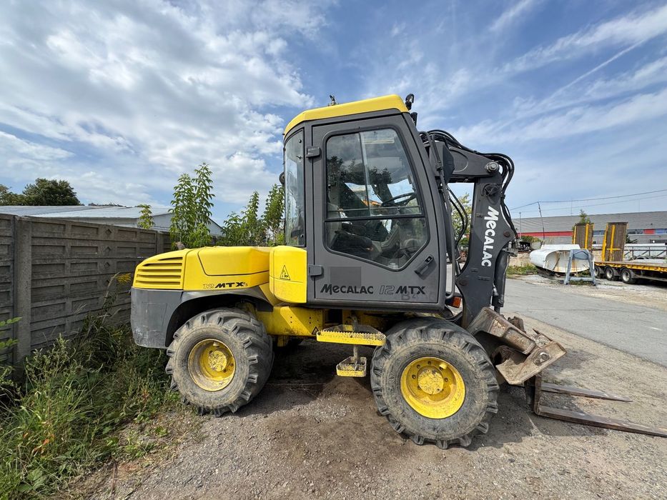 Mecalac 12 MTX  Mecalac 12 MTX 4,5l