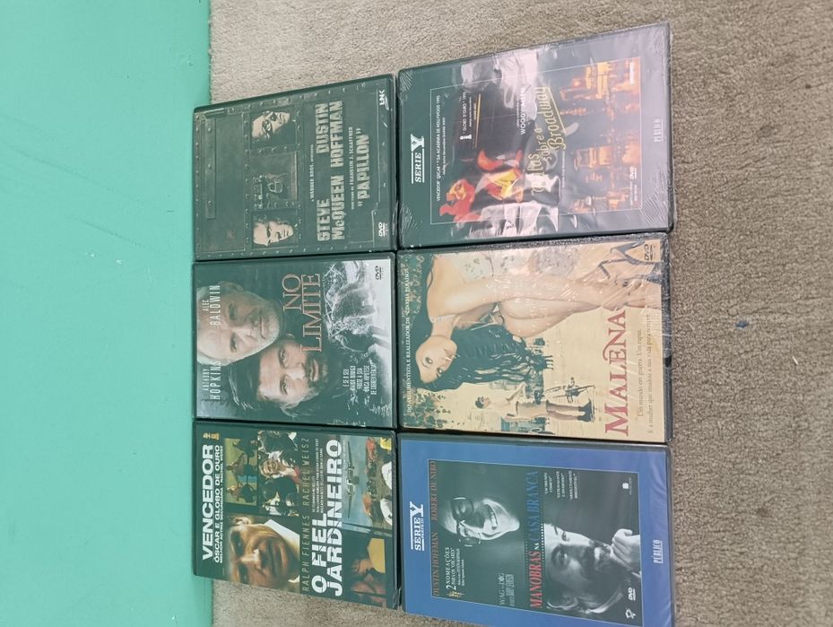 Lote 30 DVDs novos selados