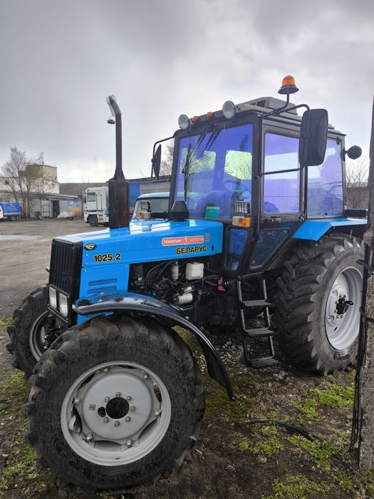 Трактор МТЗ 1025.2