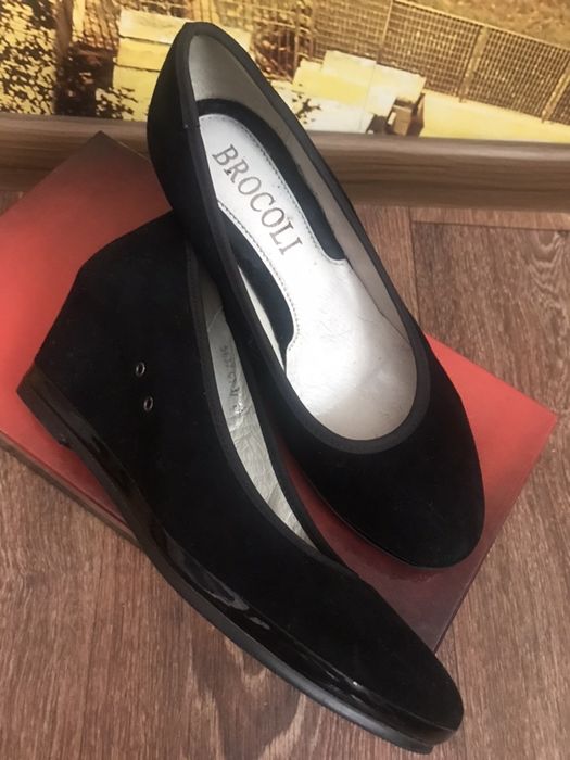 Туфлі замшеві