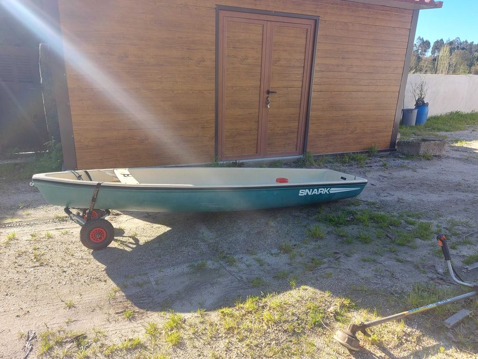 Vendo Barco à vela Snark, 5oo euros..