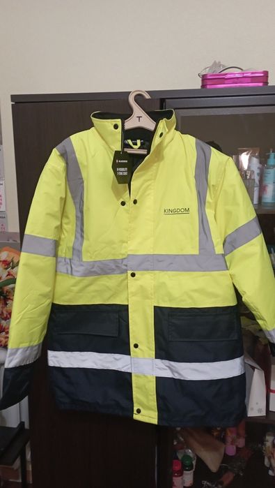 Робочі штани, робочий одяг, робочі шорти.