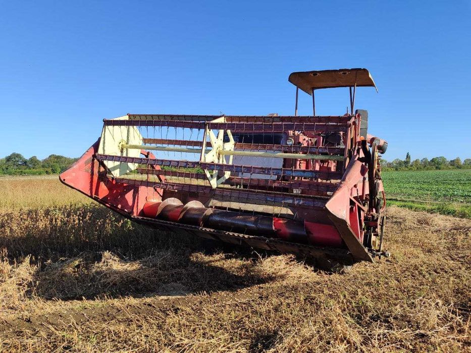 Комбайн Massey Ferguson 525 1987