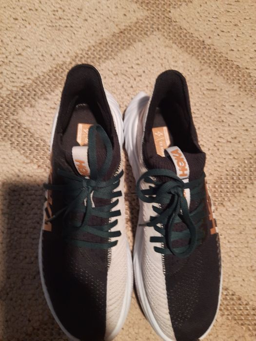 Hoka Carbon x3 42 p.