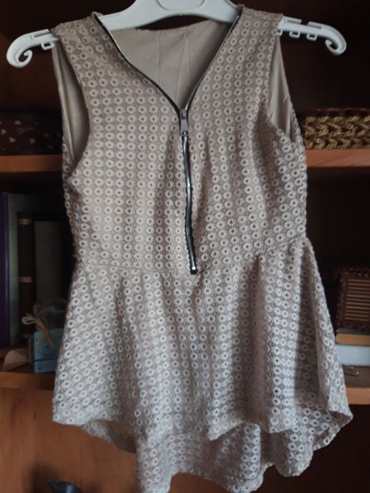 Śliczna,  elegancka bluzka baskinka rozmiar xs/34