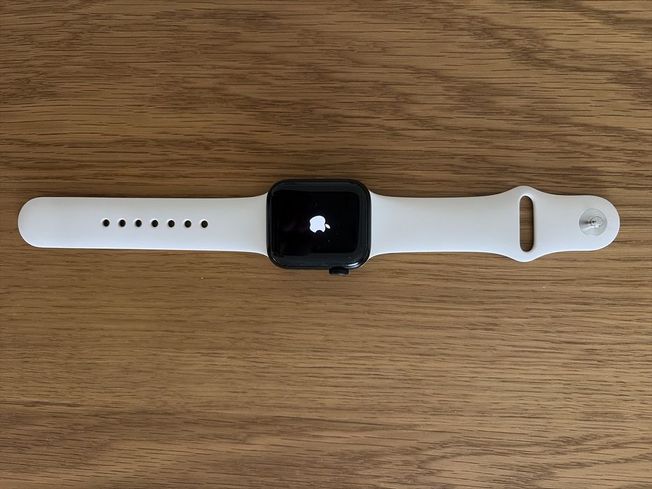 Apple Watch SE (GPS) (2.ª geração)