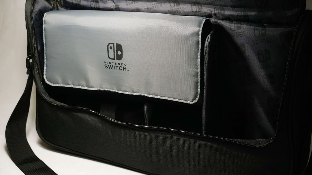 Nintendo Switch сумка Everywhere Messenger Bag  від PowerA ліцензійна