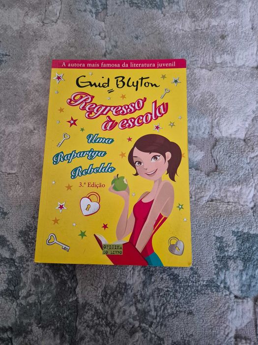 Regresso à escola: uma rapariga rebelde de Enid Blyton