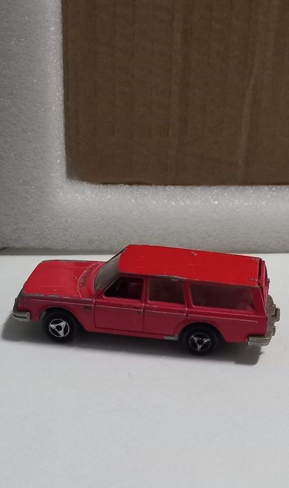 Volvo 245 dl majorette