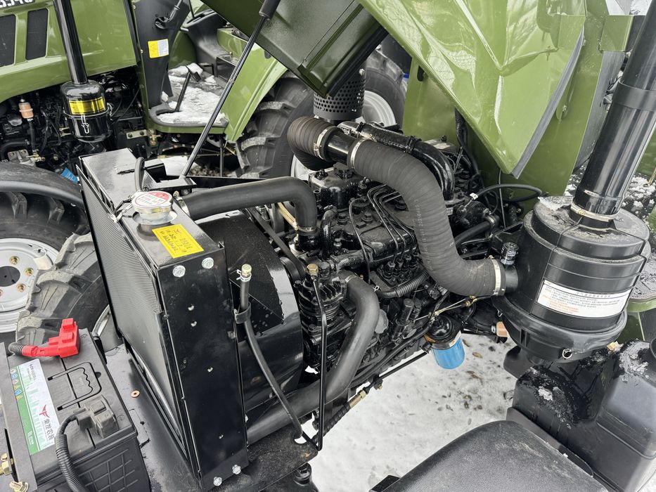 Міні трактор ДТЗ 504U з компресором