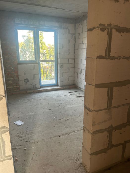 Новий будинок у Броварах біля парку «Приозерний»