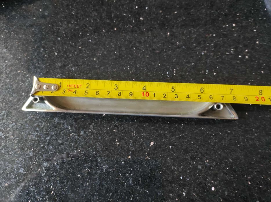 Uchwyt do szafki  stal nierdzewna 20 cm rozstaw 16 cm solidny 17 sztuk