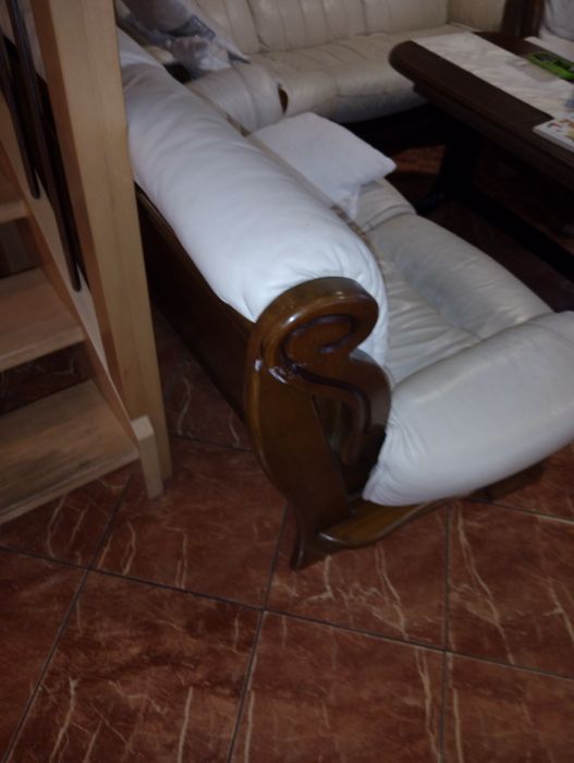 Zestaw wypoczynkowy ze skóry