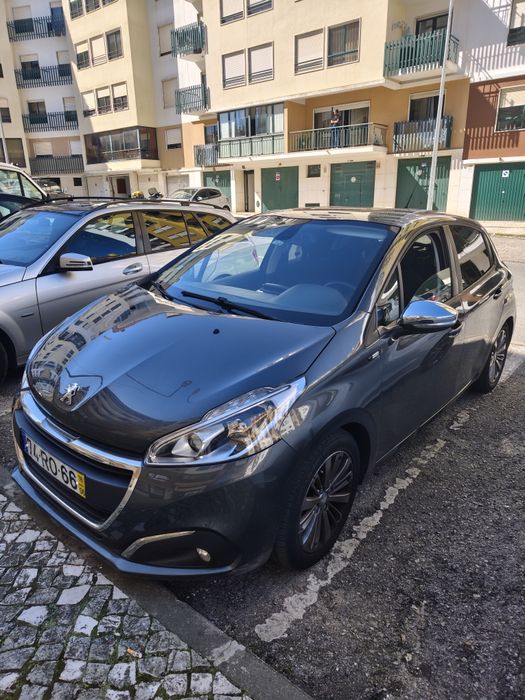Peugeot 208 1.2 PureTech – Junho 2016 – 90 000 km