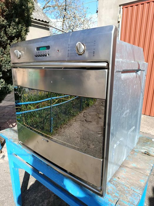 Продам електро духовку