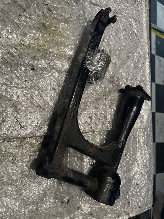 Wahacz Honda Shadow VT500 M348