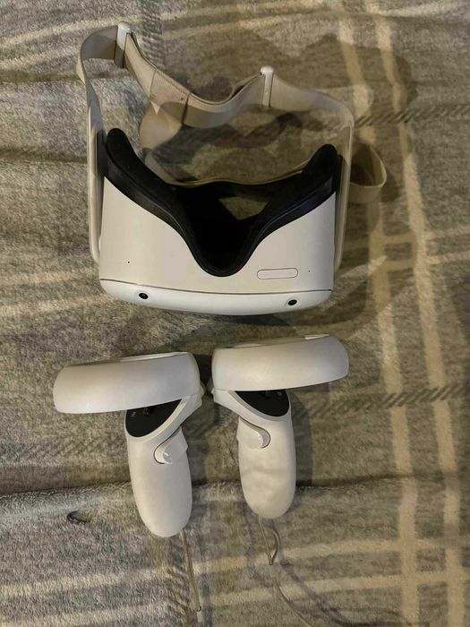 Oculus Quest 2 128GB  – stan bardzo dobry