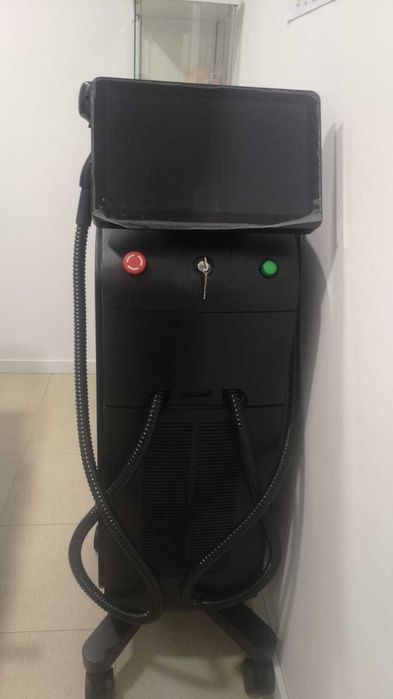 Maquina de Depilaçao a Laser Triple Action